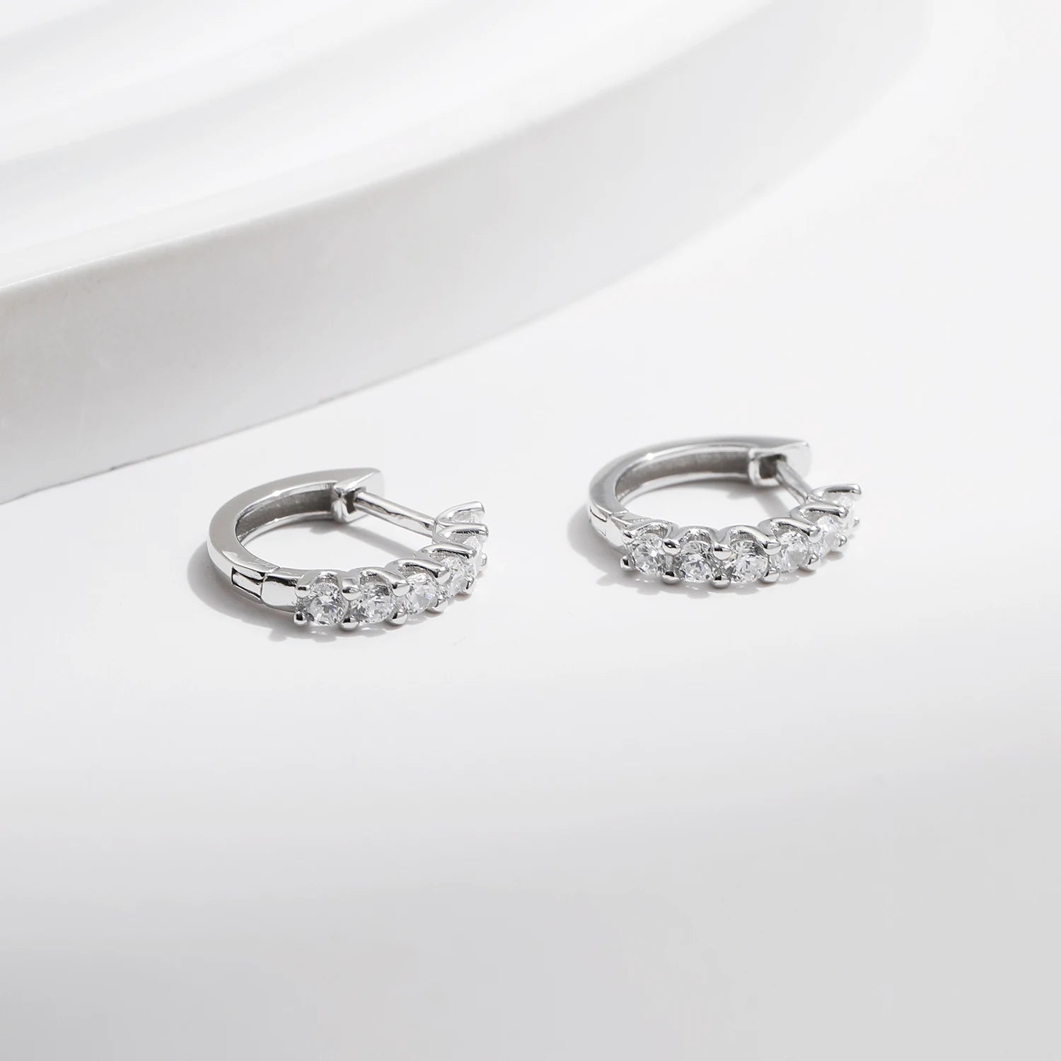 <tc>Kleine Moissaniet Oorbellen van 925 Sterling Zilver</tc>