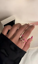 <tc>Delicate Bloemring met Roze en Witte Zirkonia</tc>