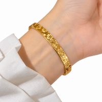 Blossom Bracelet — A Trace of Beauty in Bloom