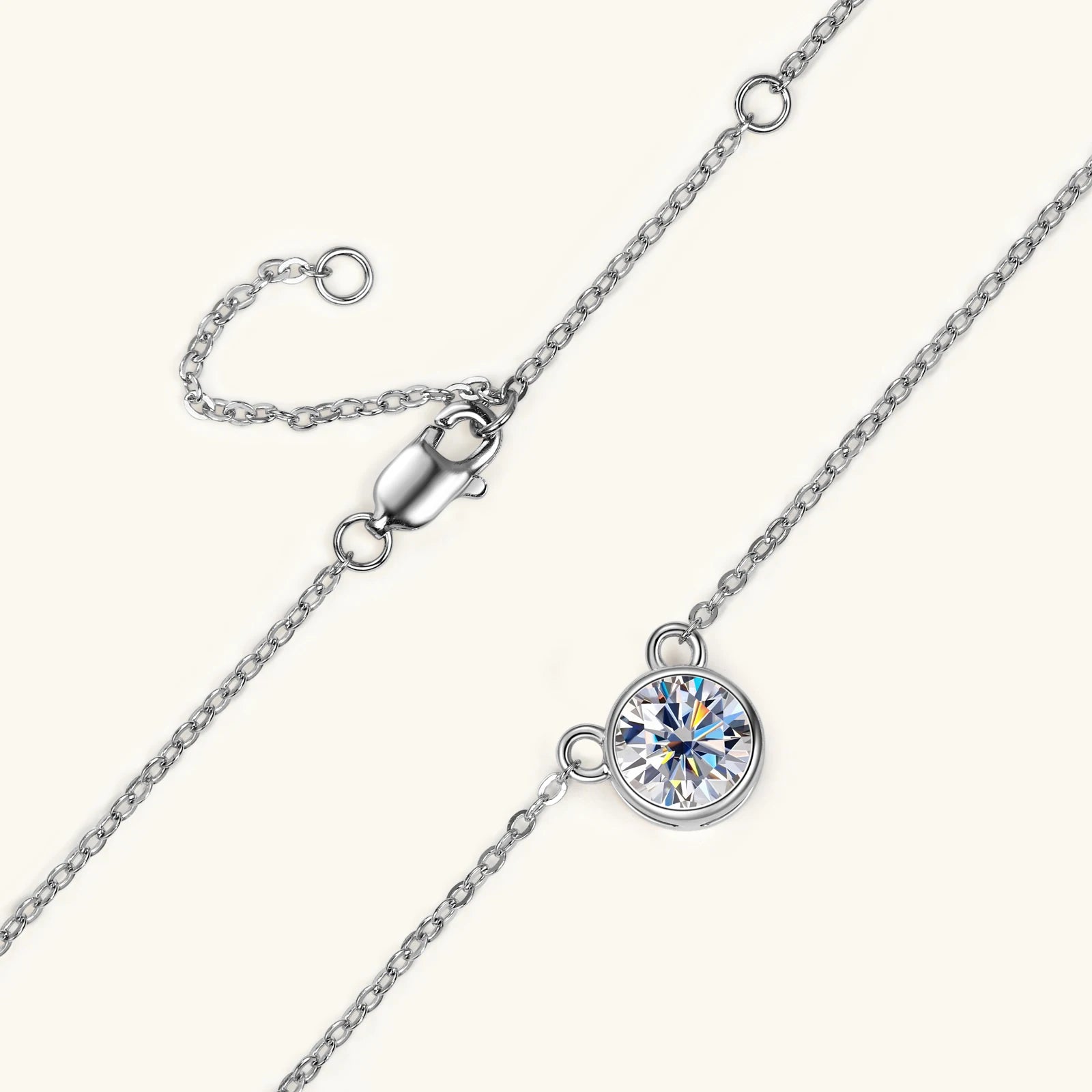 <tc>S925 Sterling Zilveren Halsketting met Ingelegde Moissaniet</tc>